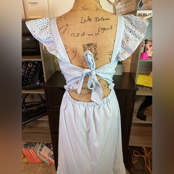 Lauren conrad NWOT baby blue lace dress size medium - Picture 10 of 16